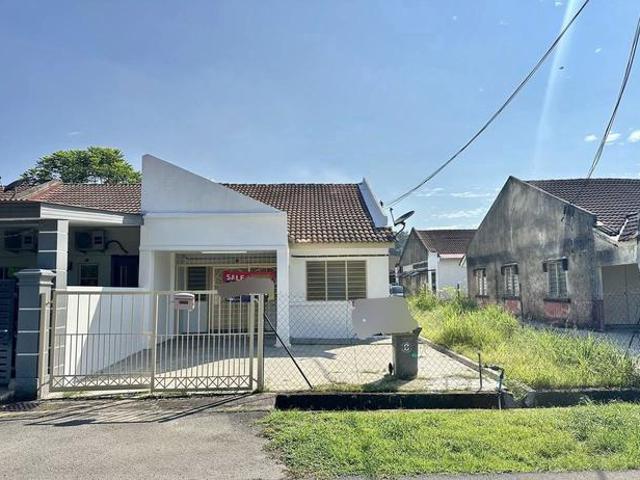 Terraced House for sale in Wellesley, Penang