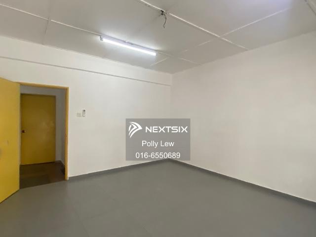 Residential House for sale in Kajang, Langat