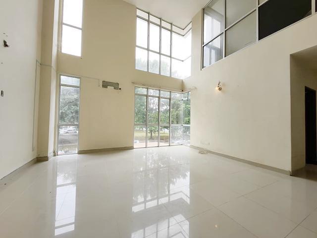 Townhouse for sale in Petaling, Subang Jaya