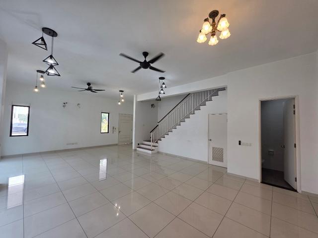House for rent in Semenyih, Majlis Perbandaran Kajang