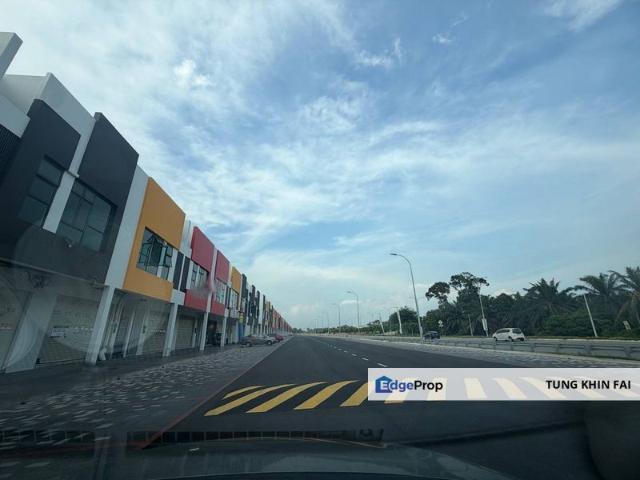 Shop for sale in Bukit Katil, Malaka