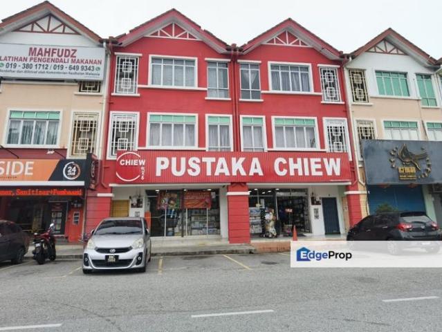 Shop for sale in Kuala Selangor
