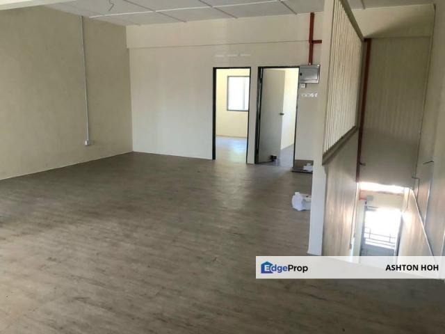 Shop for rent in Malaka