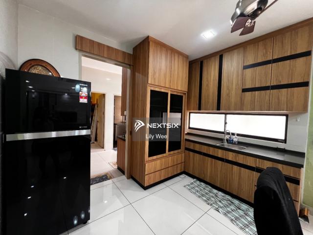 Shop for rent in Kuching