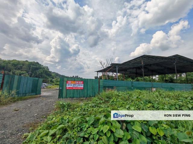 Shop for rent in Kuching