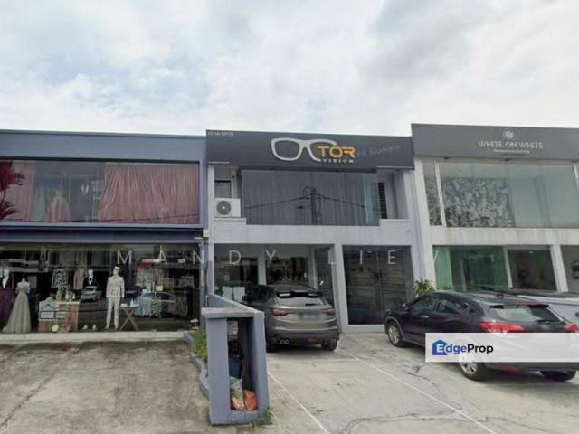 Shop for rent in Petaling Jaya, Petaling