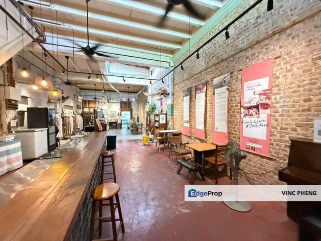 Shop for rent in Malaka