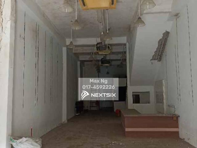 Shop for rent in Georgetown, Penang