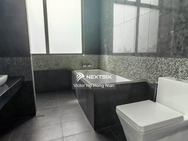Shop for sale in Johor