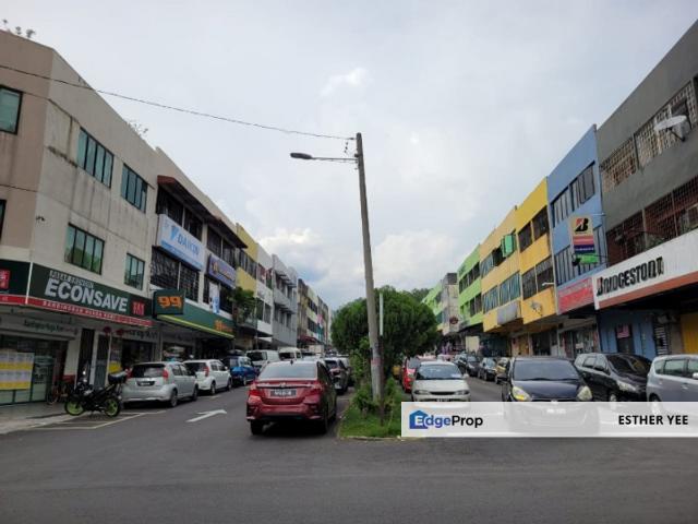 Shop for sale in Langat, Selangor