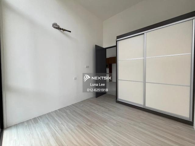 Shop for sale in Petaling, Alam Impian