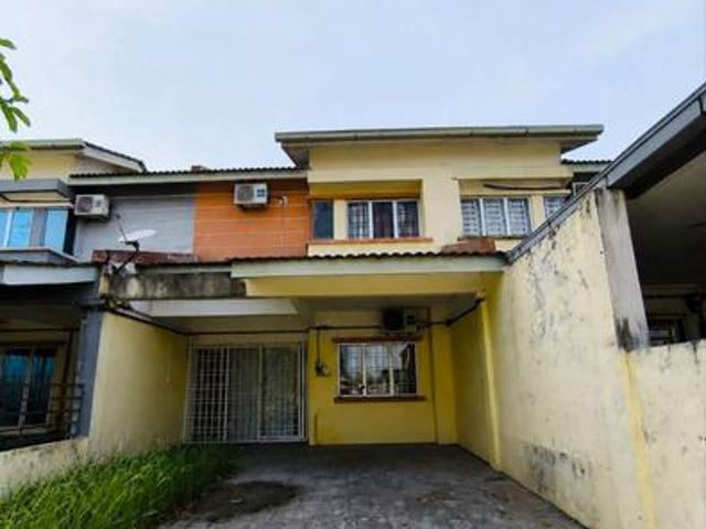 Terraced House for sale in Tanjong Sepat, Selangor