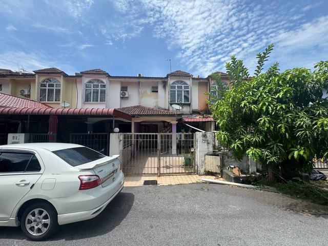 Terraced House for sale in Tanjong Sepat, Selangor