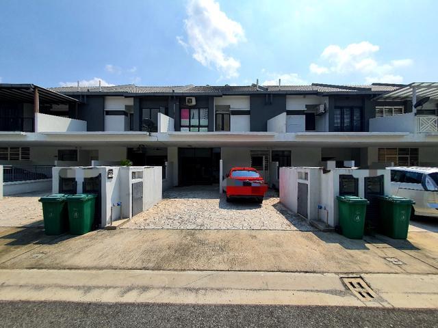 Townhouse for sale in Kajang, Langat