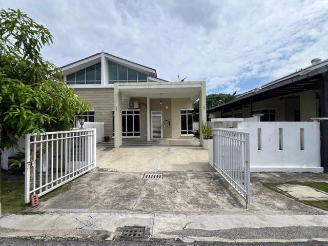 Residential House for sale in Petaling, Alam Impian