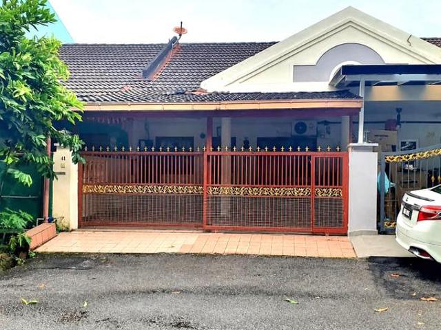 Terraced House for sale in Langat, Selangor