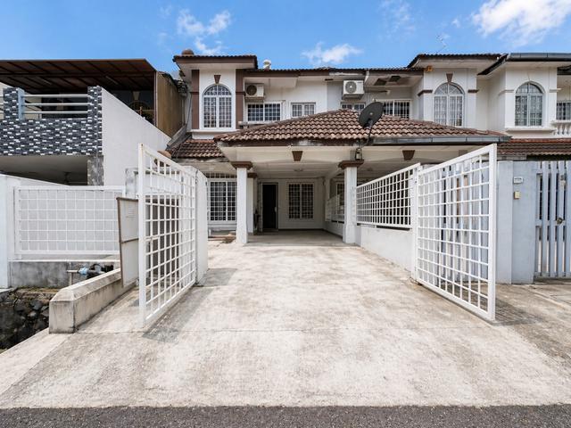 Terraced House for sale in Petaling, Subang Jaya