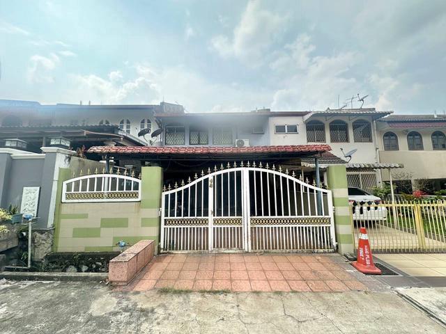 Terraced House for sale in Cheras