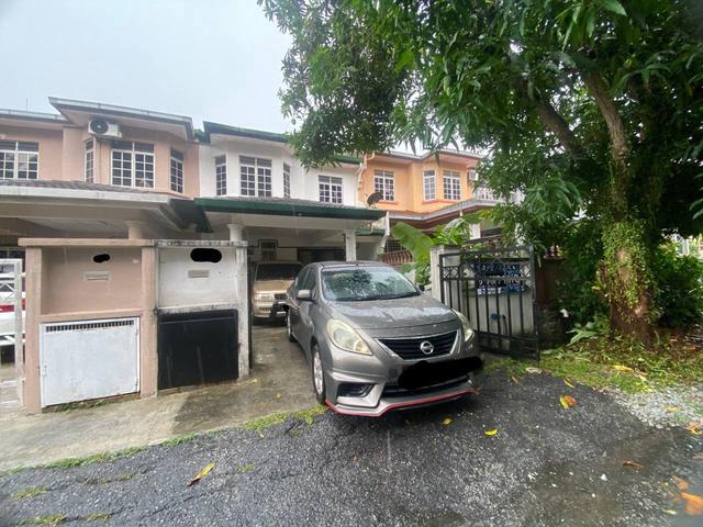 Terraced House for sale in Tanjong Sepat, Selangor