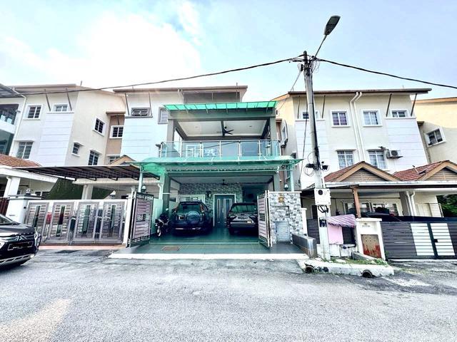 Terraced House for sale in Langat, Selangor