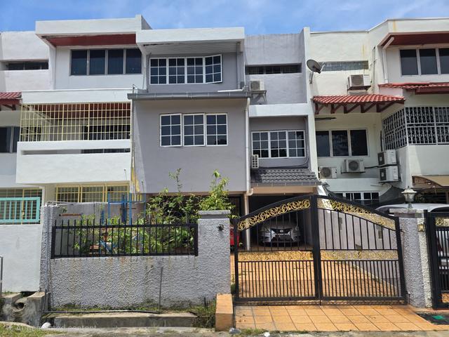 Terraced House for sale in Petaling, Damansara Damai