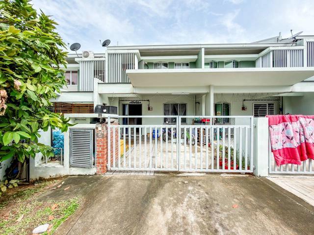 Terraced House for sale in Tanjong Sepat, Selangor