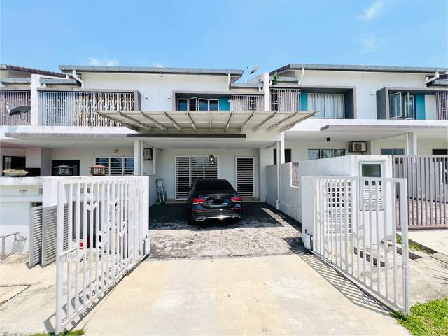 Terraced House for sale in Tanjong Sepat, Selangor