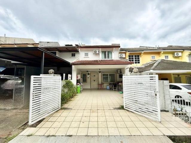 Terraced House for sale in Langat, Selangor