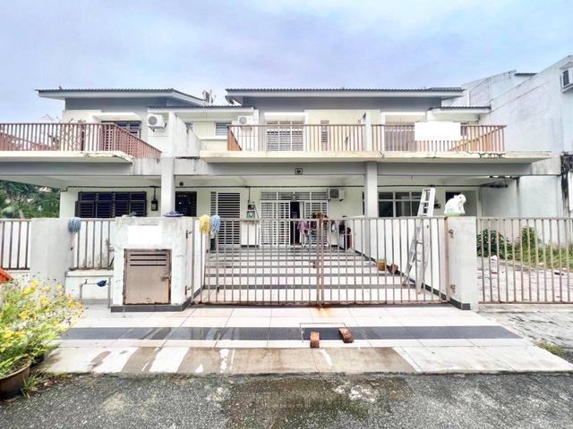 Terraced House for sale in Tanjong Sepat, Selangor