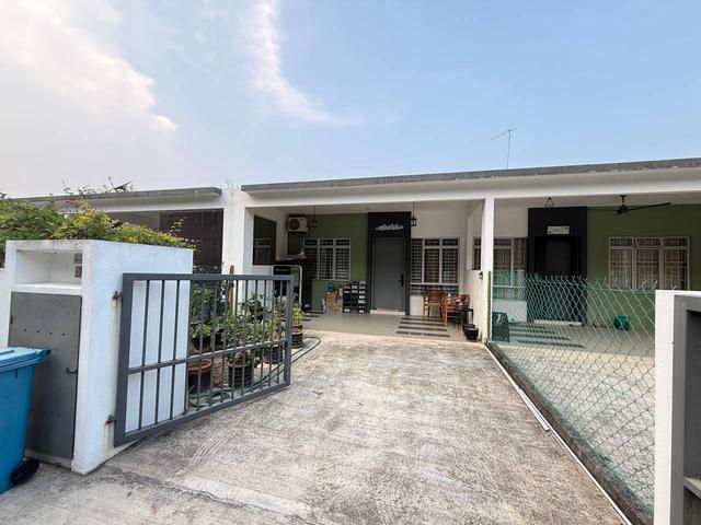 Terraced House for sale in Banting, Selangor