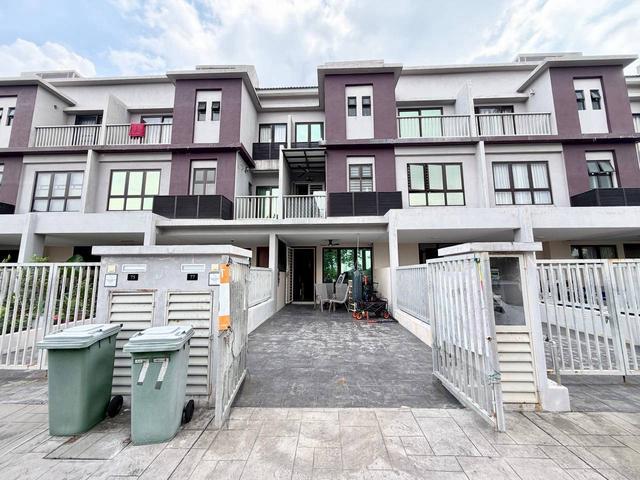 Townhouse for sale in Kajang, Langat