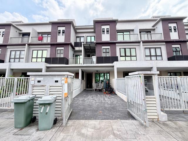 Townhouse for sale in Kajang, Langat