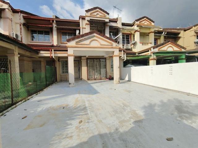 Terraced House for sale in Petaling, Subang Jaya
