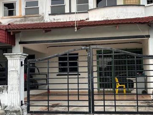 Terraced House for sale in Alai, Malaka