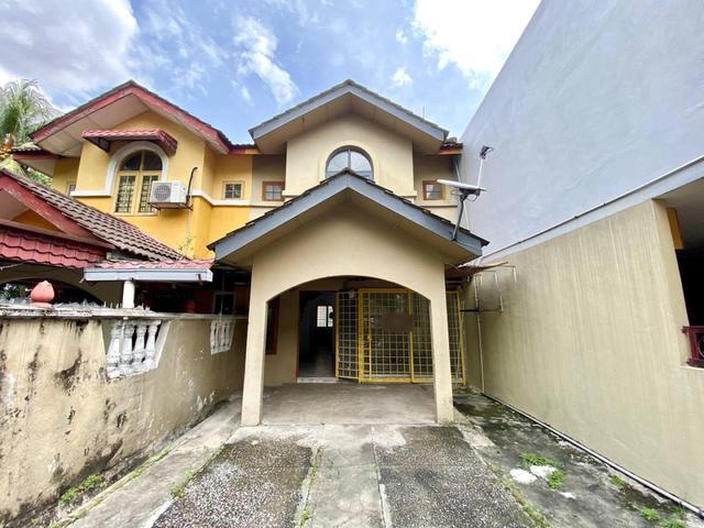 Terraced House for sale in Country Heights Damansara, Kuala Lumpur