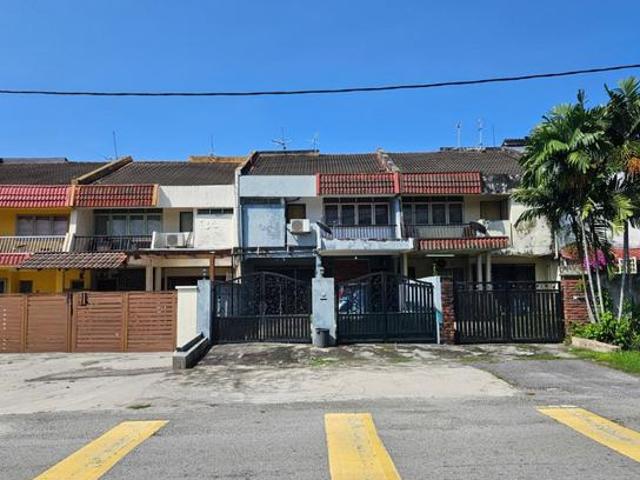 Terraced House for sale in Country Heights Damansara, Kuala Lumpur