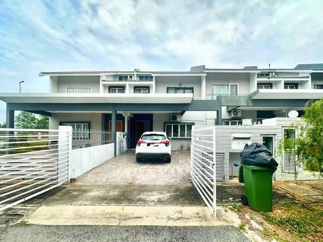 Terraced House for sale in Tanjong Sepat, Selangor
