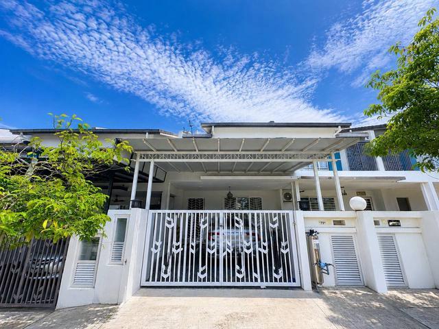Terraced House for sale in Tanjong Sepat, Selangor