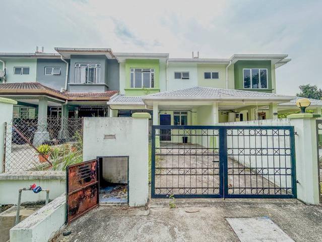 Terraced House for sale in Bandar Baru Salak Tinggi, Sepang