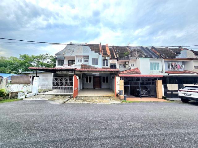 Terraced House for sale in Langat, Selangor