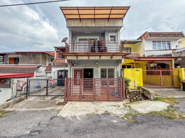 Terraced House for sale in Selayang, Selangor
