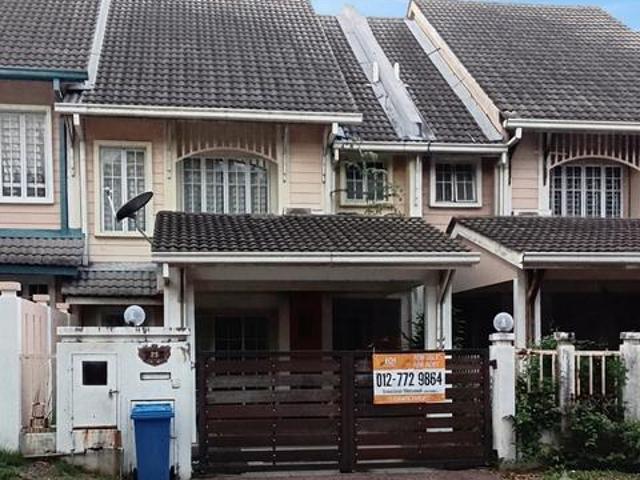 Terraced House for rent in Petaling, Alam Impian