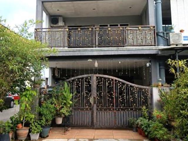 Terraced House for sale in Langat, Selangor