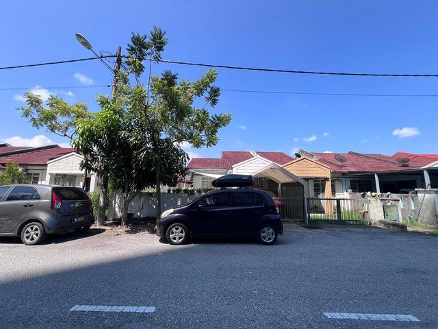 Terraced House for sale in Tanjong Sepat, Selangor