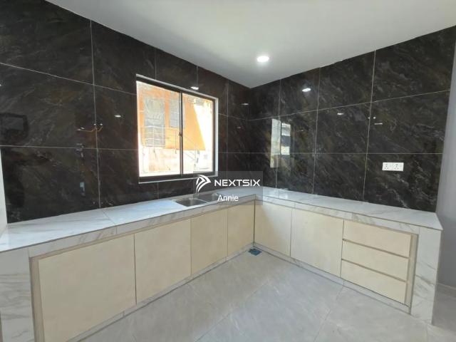Residential House for sale in Petaling, Subang Jaya