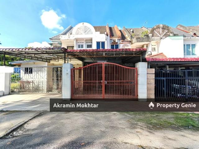 Terraced House for sale in Langat, Selangor