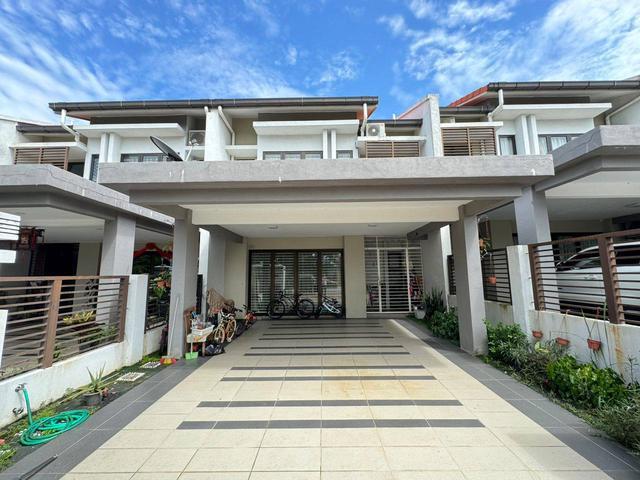 Terraced House for sale in Alam Impian, Selangor