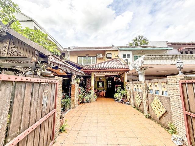 Terraced House for sale in Country Heights Damansara, Kuala Lumpur