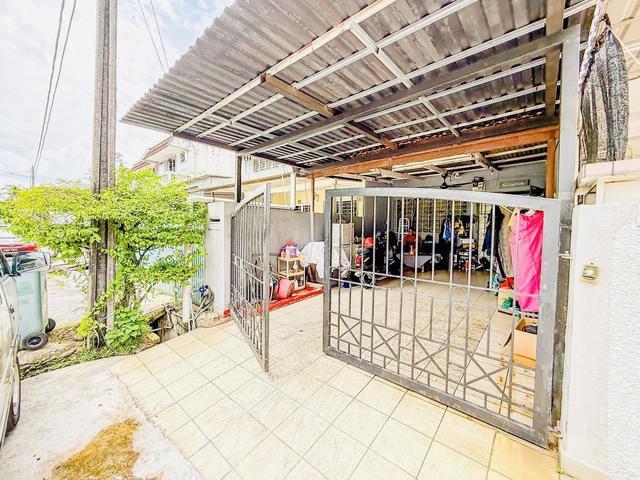 Terraced House for sale in Langat, Selangor