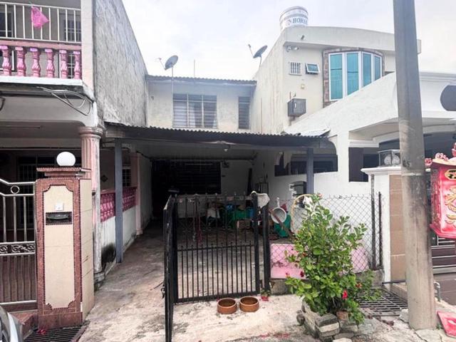 Terraced House for sale in Sabak Bernam, Selangor